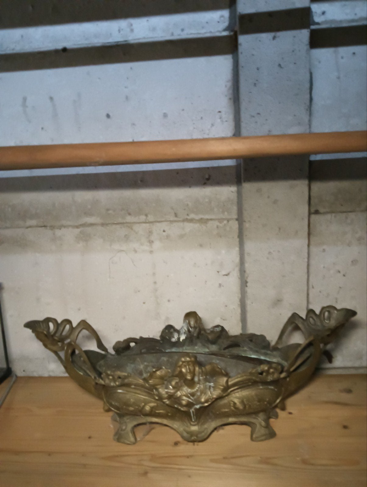 Antieke Jugendstil Jardinière van Brons/Messing, Ophalen