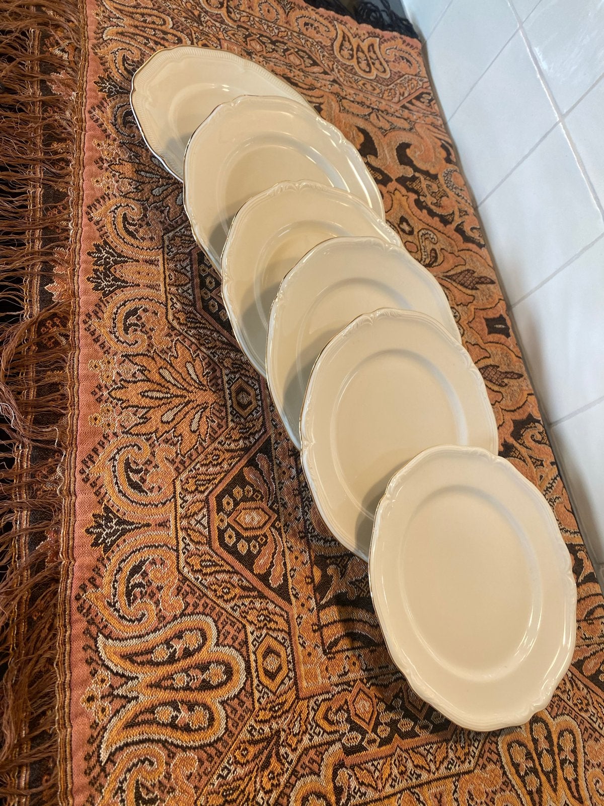 6 Hutschenreuther gebaksbordjes, crème met gegolfde rand, Ophalen of Verzenden