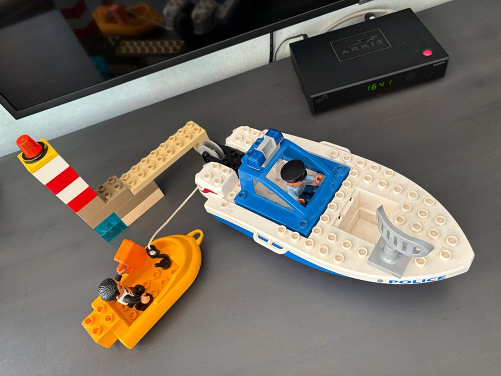 Lego Duplo Politieboot met reddingsboot en vuurtoren, Ophalen of Verzenden, Gebruikt, Overige merken