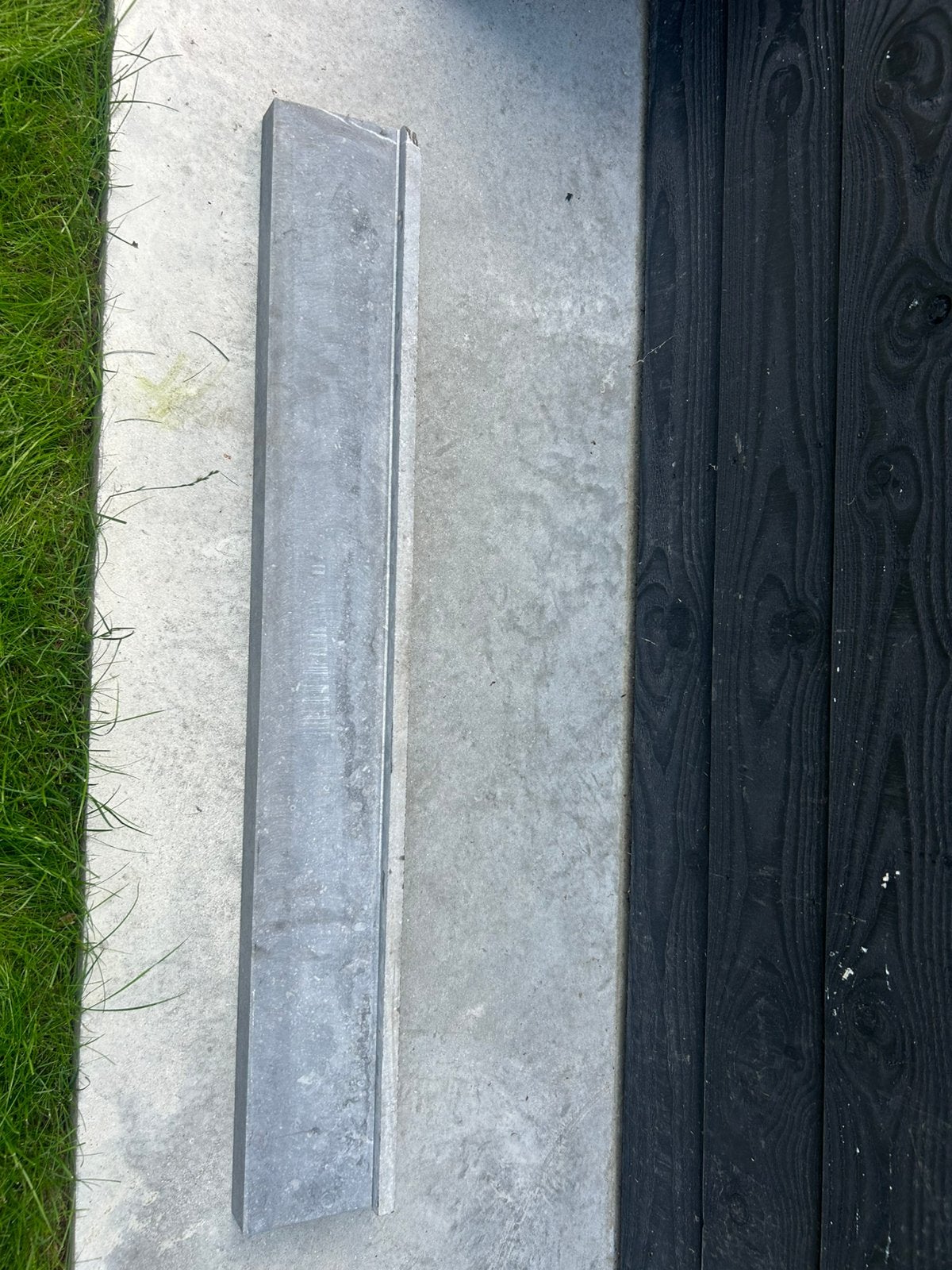 2 stuks hardstenen raamdorpel, Ophalen, Zo goed als nieuw, Beton