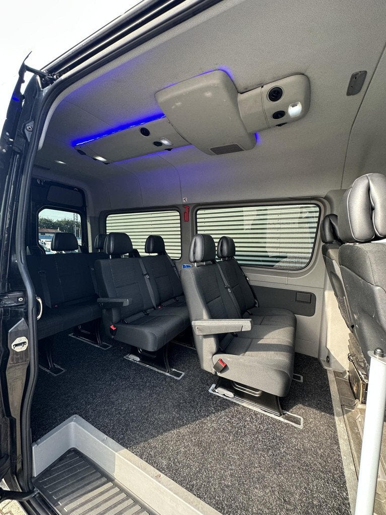 Mercedes-Benz Sprinter 213 2.2 BlueTEC Automaat personenbus, Auto's, Automaat, Gebruikt, 2489 kg, Zwart