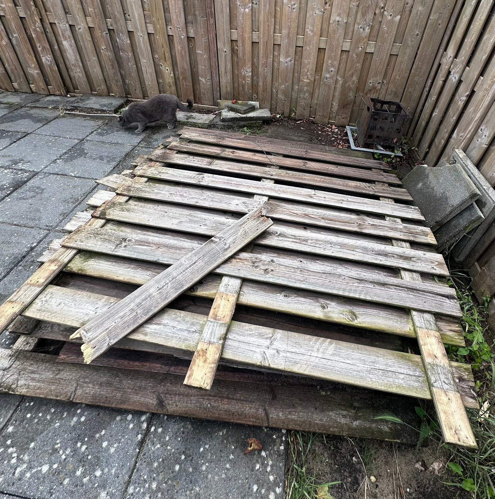 Gratis. Houten schutting, Ophalen of Verzenden