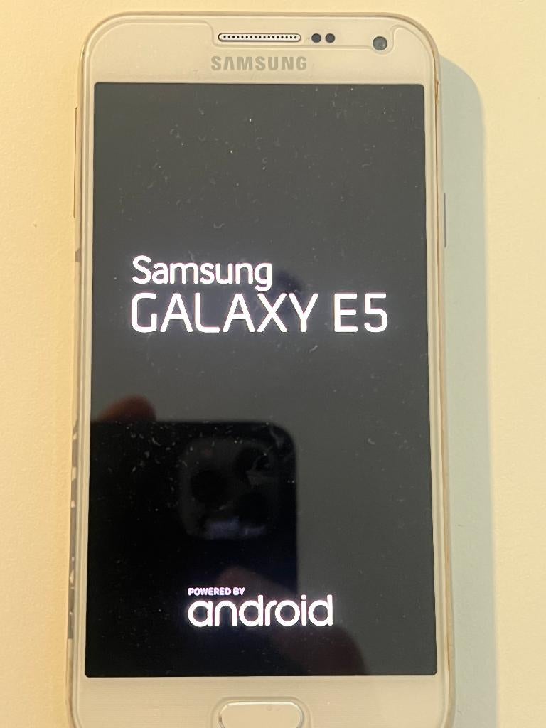 Samsung Galaxy E5 mobiele telefoon SM-E500HQ prima accu gst, Gebruikt, Overige modellen, Wit, Touchscreen