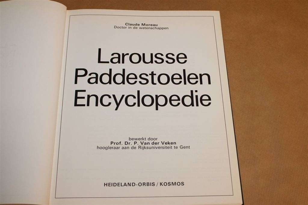 Larousse Paddestoelen Enc. — Mycotoxines en Determinatie, Ophalen of Verzenden, Zo goed als nieuw, Bloemen, Planten en Bomen