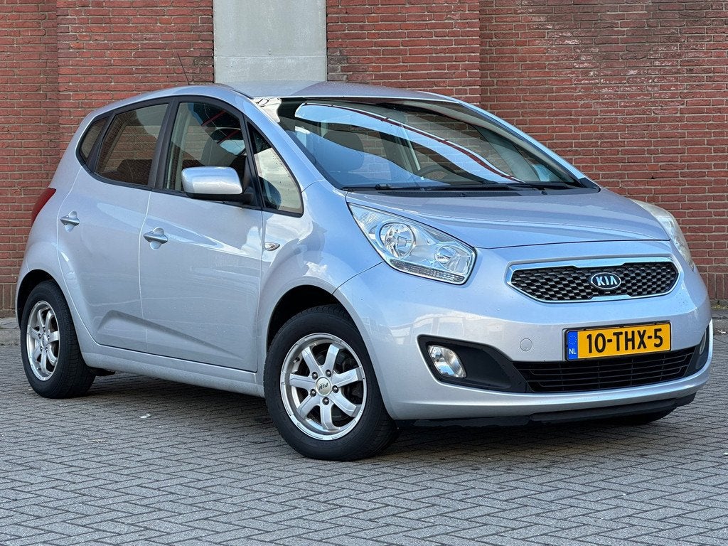 Kia Venga 1.4 CVVT Seven|NAVI|AIRCO|CAMERA|TREKHAAK, Auto's, Kia, Voorwielaandrijving, Euro 5, Gebruikt, 4 cilinders