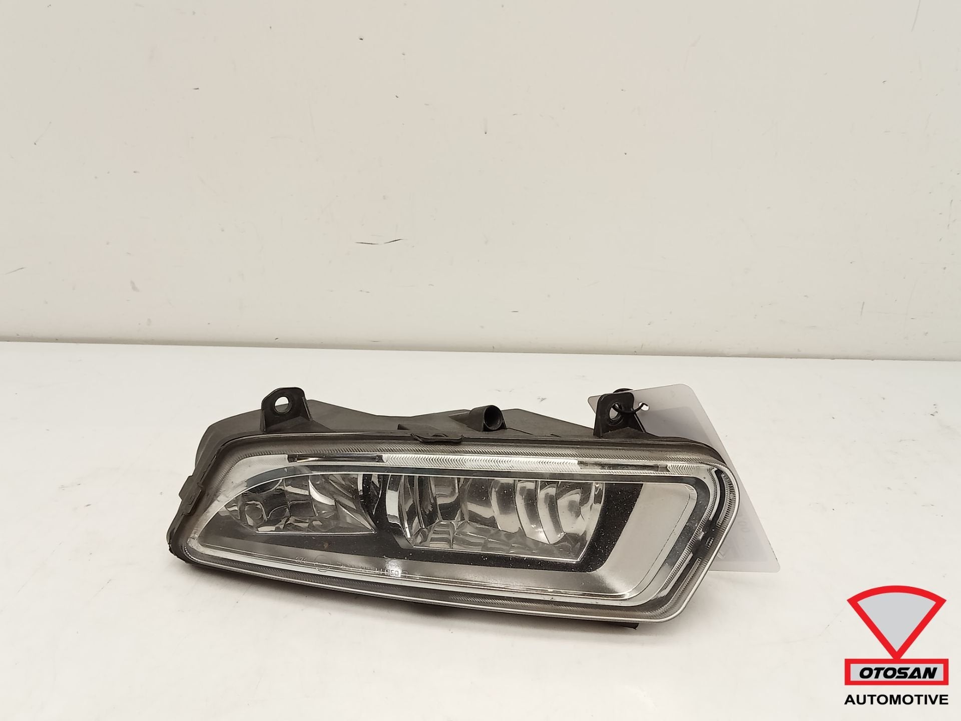 VW Polo 6R Mistlamp links, Gebruikt, Volkswagen, Volkswagen AG, Berliner Ring 2
38440  Wolfsburg, DE