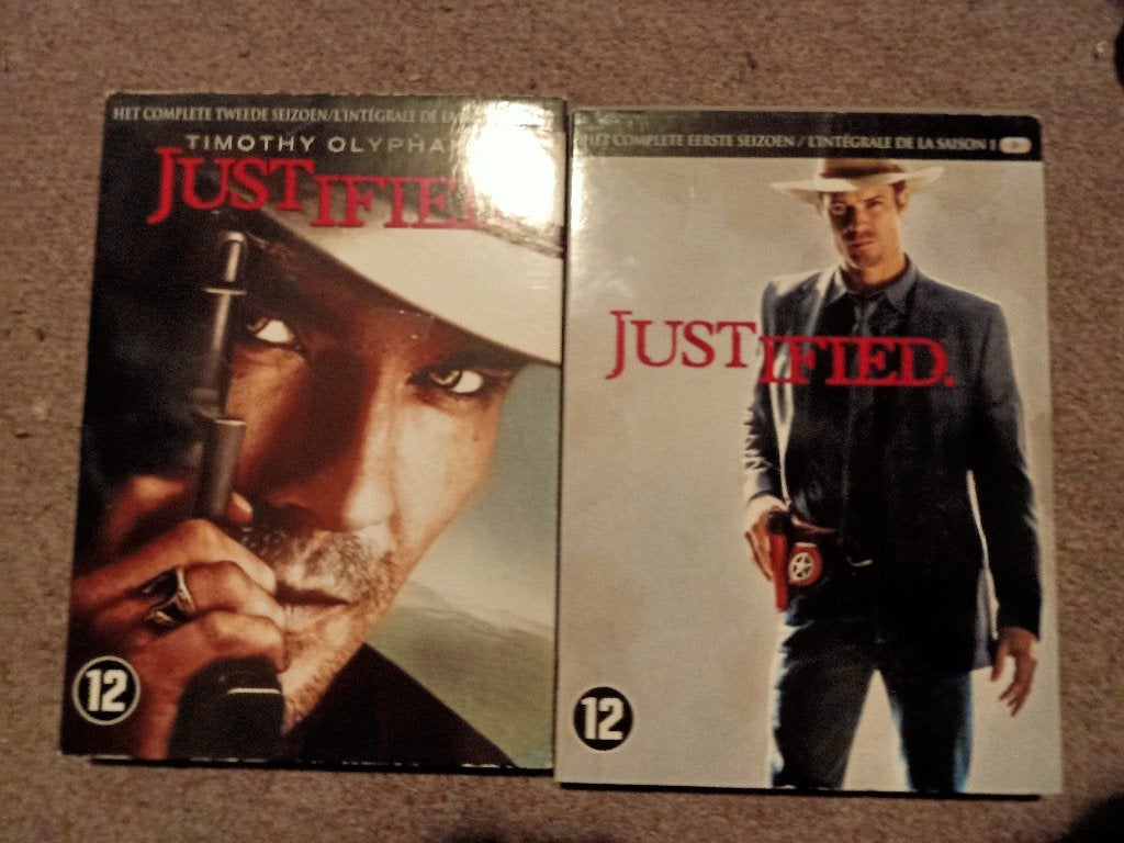 Justified Seizoen 1 & 2 DVD Boxset - Actie/Misdaad, Cd's en Dvd's, Dvd's | Tv en Series, Boxset, Ophalen of Verzenden, Zo goed als nieuw