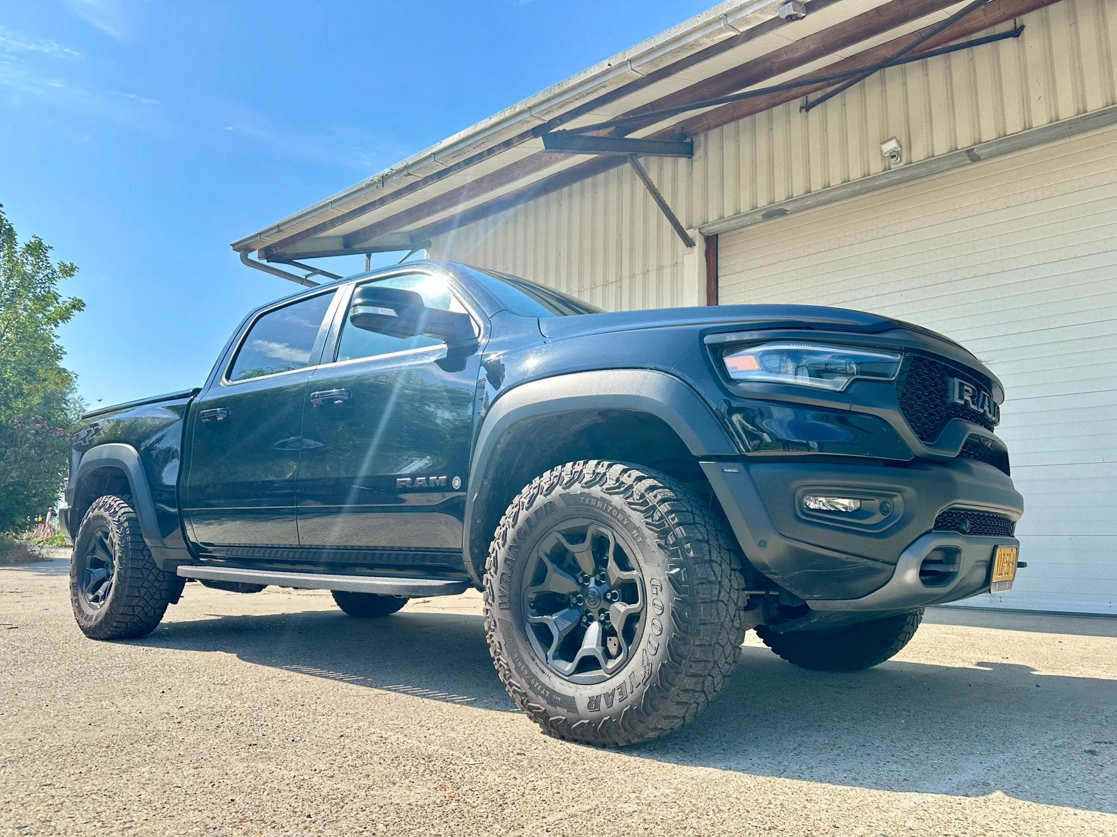 Dodge Ram TRX HELLCAT 6.2 V8 4x4 Crew Cab Pano full options, Auto's, Dodge, Automaat, Origineel Nederlands, 6166 cc, Vierwielaandrijving