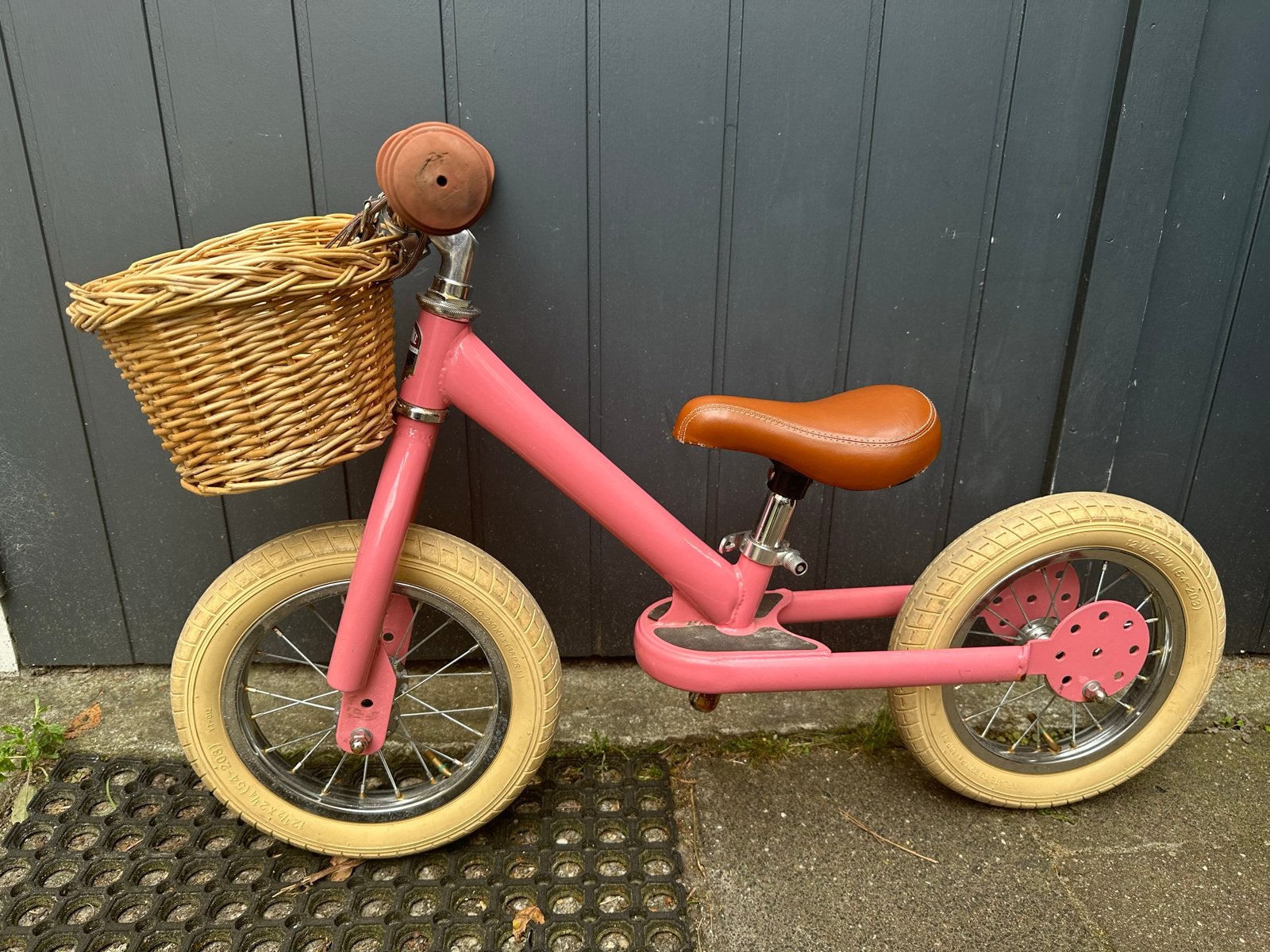 Trybike loopfiets roze met mandje, Ophalen, Gebruikt, Minder dan 16 inch