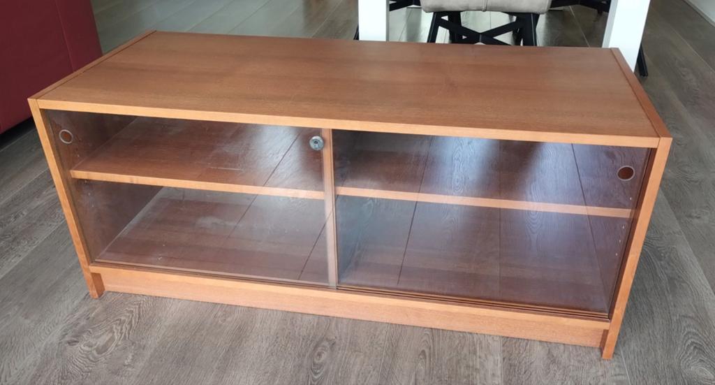 Tv kast met schuifdeuren - 50cm hoog, Ophalen, Gebruikt