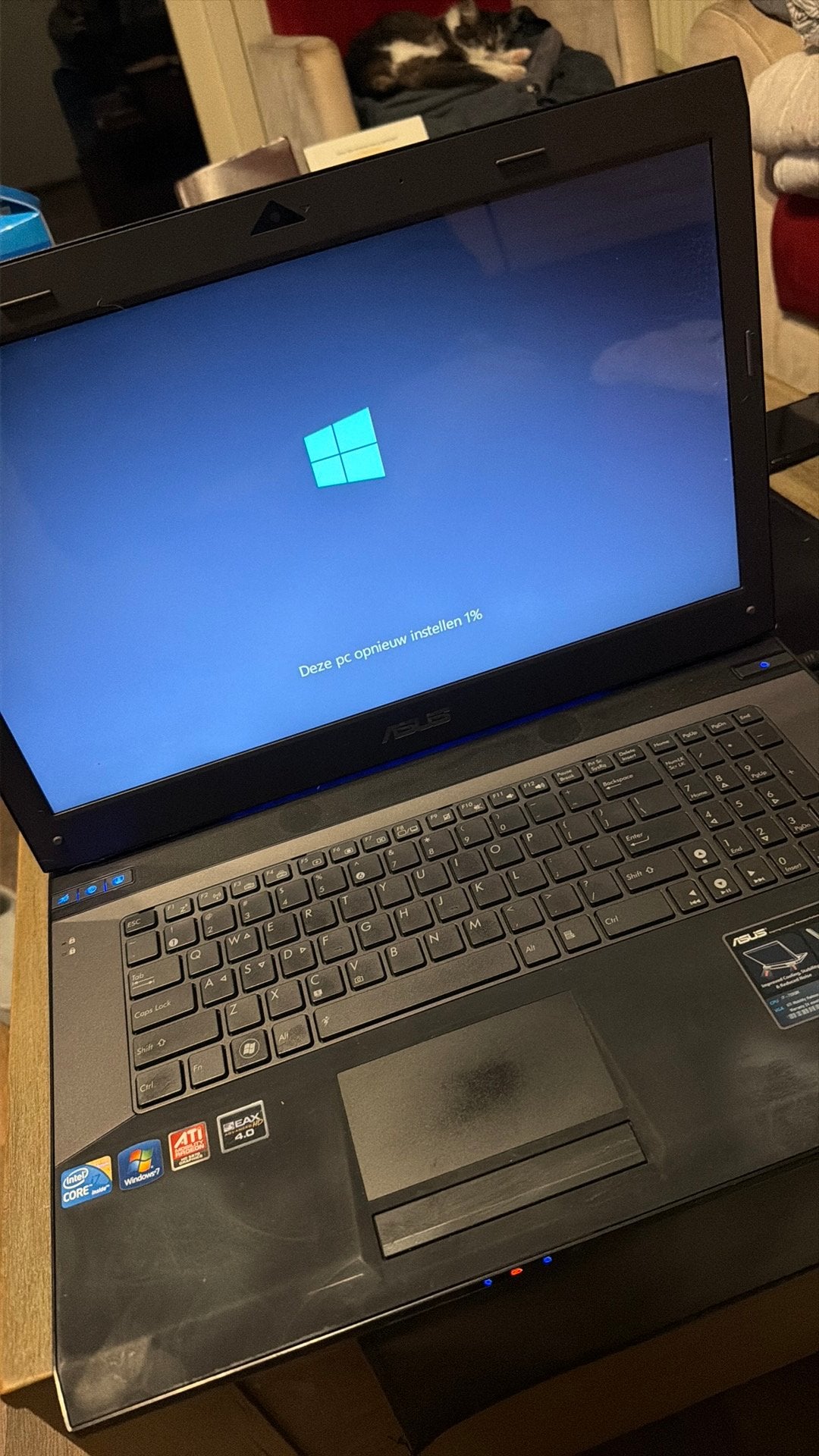 ASUS ROG Gaming Laptop, i7 Q720, 8GB RAM, Radeon HD 5800, Computers en Software, Gebruikt, 2 tot 3 Ghz, Qwerty, 8 GB