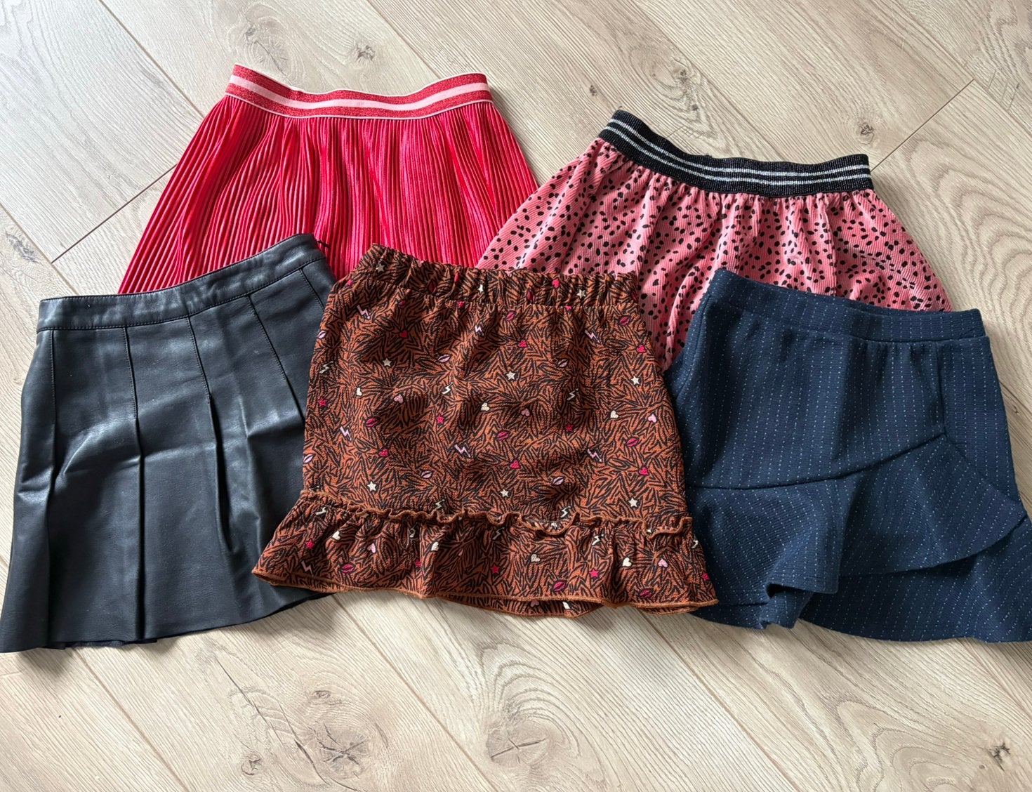 Rokjes maat 122/128 - 5 stuks, Kinderen en Baby's, Ophalen, Zo goed als nieuw, Meisje, Jurk of Rok
