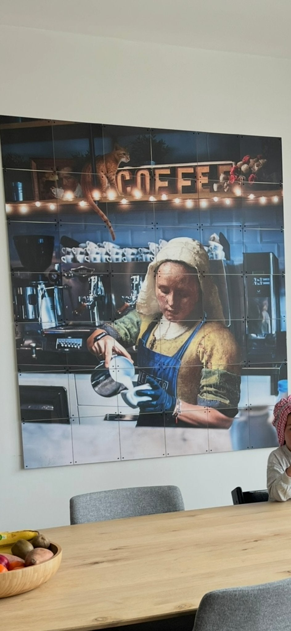 Ixxi poster 'Girl with a Coffee' 120x140cm, Huis en Inrichting, Woonaccessoires | Schilderijen, Tekeningen en Foto's, Ophalen