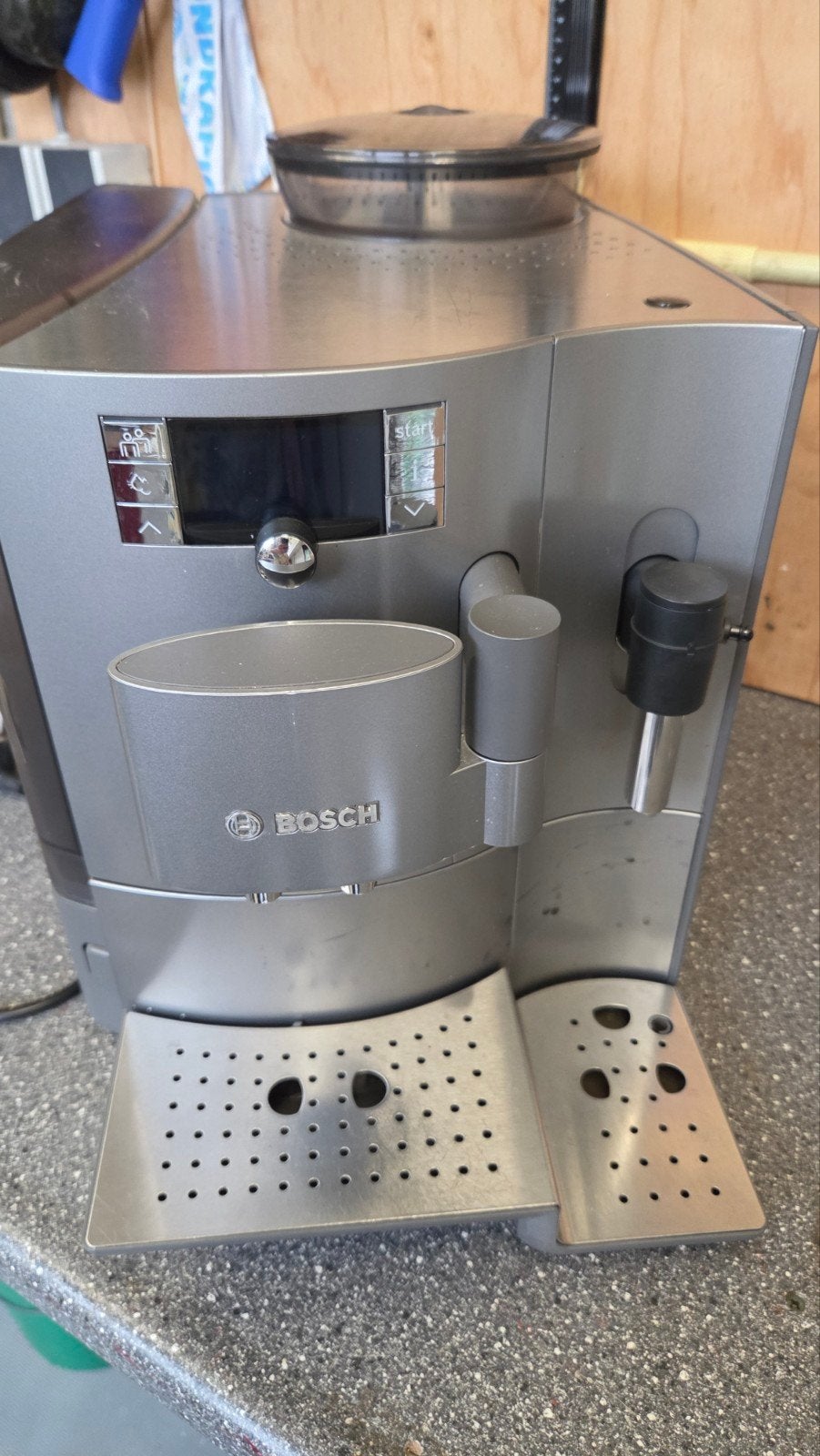 Bosch volautomaat koffiemachine defect, Ophalen, Afneembaar waterreservoir, Koffiemachine, Gemalen koffie