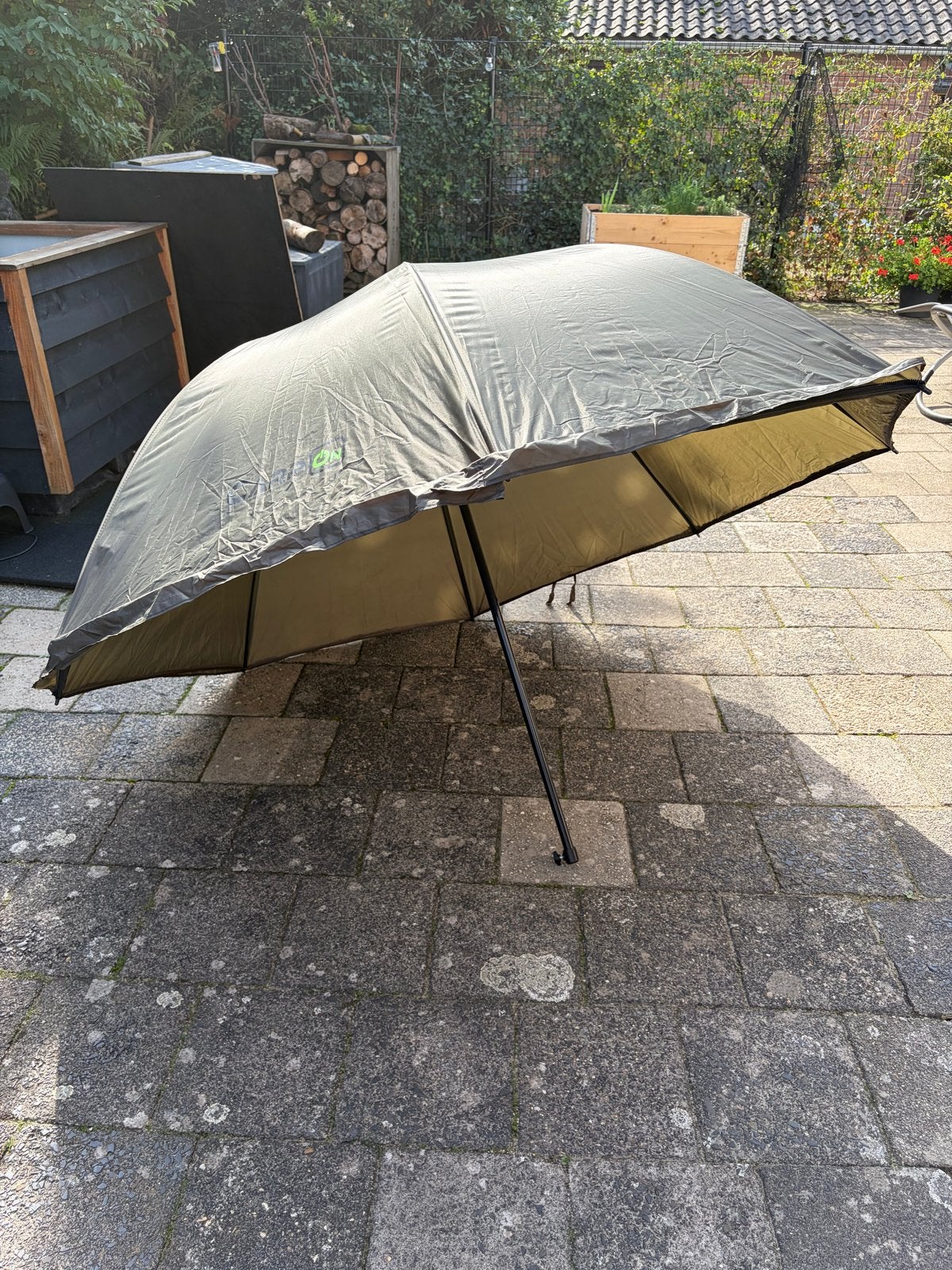 Carp On Vissersparaplu met zijwanden - Zo goed als nieuw, Ophalen of Verzenden, Zo goed als nieuw, Overige typen
