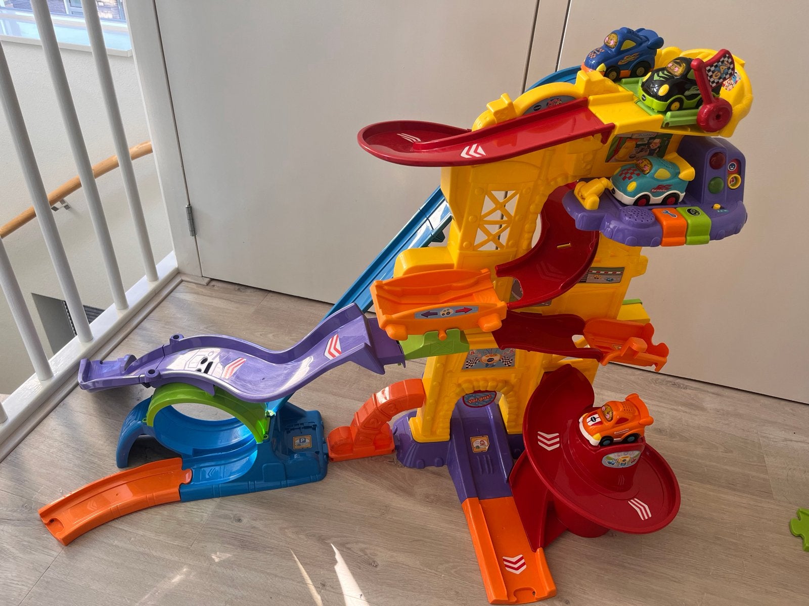 4 VTech Toet Toet Auto's: Stunt Park, Garage, Parkeertoren, Ophalen, Gebruikt
