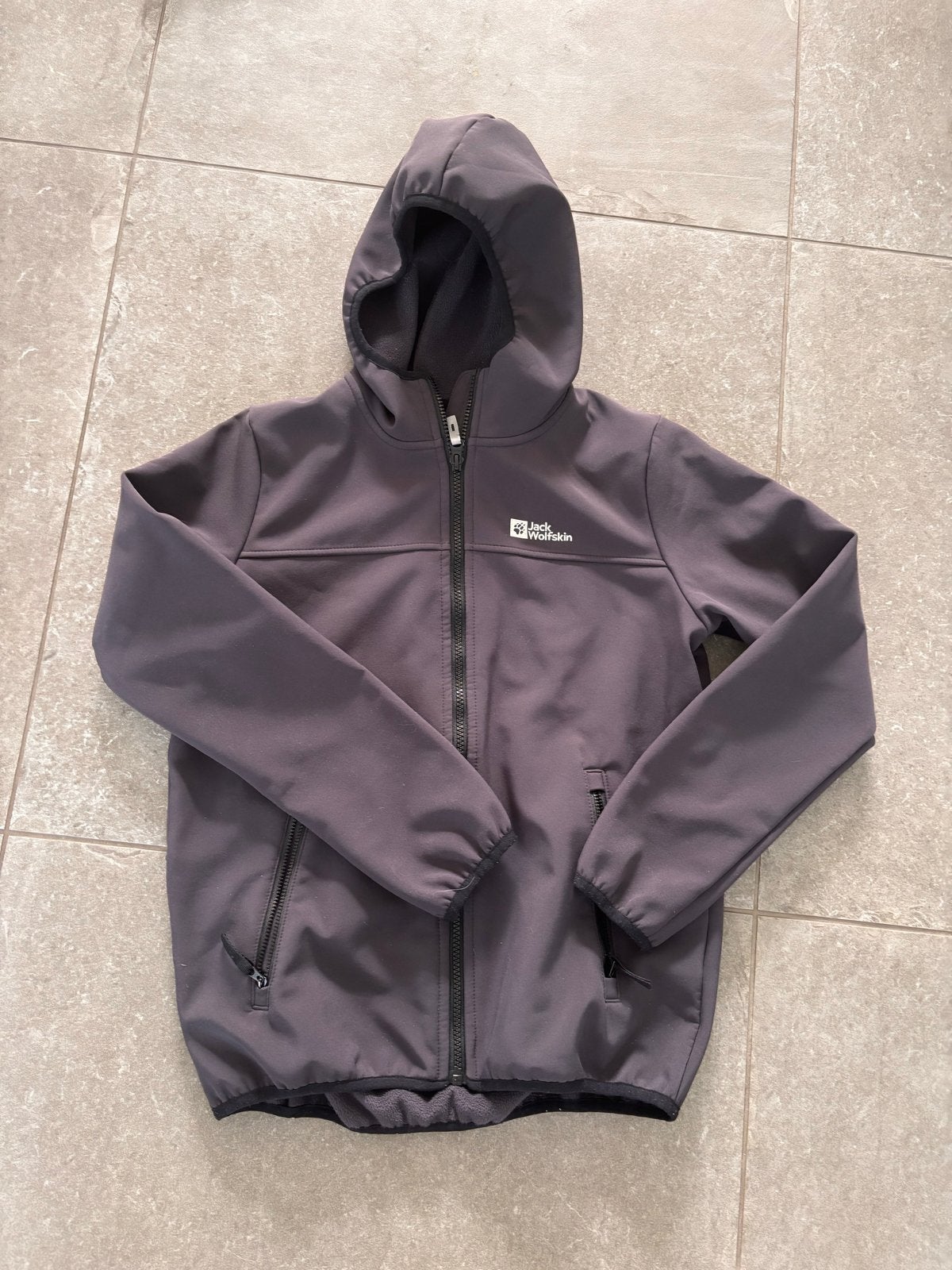 Jack Wolfskin softshell jas - Maat 152, Kinderen en Baby's, Ophalen of Verzenden, Gebruikt, Jongen of Meisje, Jas