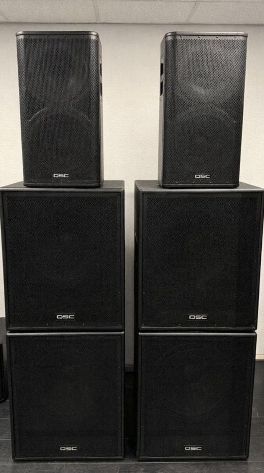 QSC HPR181i Subwoofers en HPR122i Topkasten - Complete Set, Ophalen, Gebruikt, Overige merken