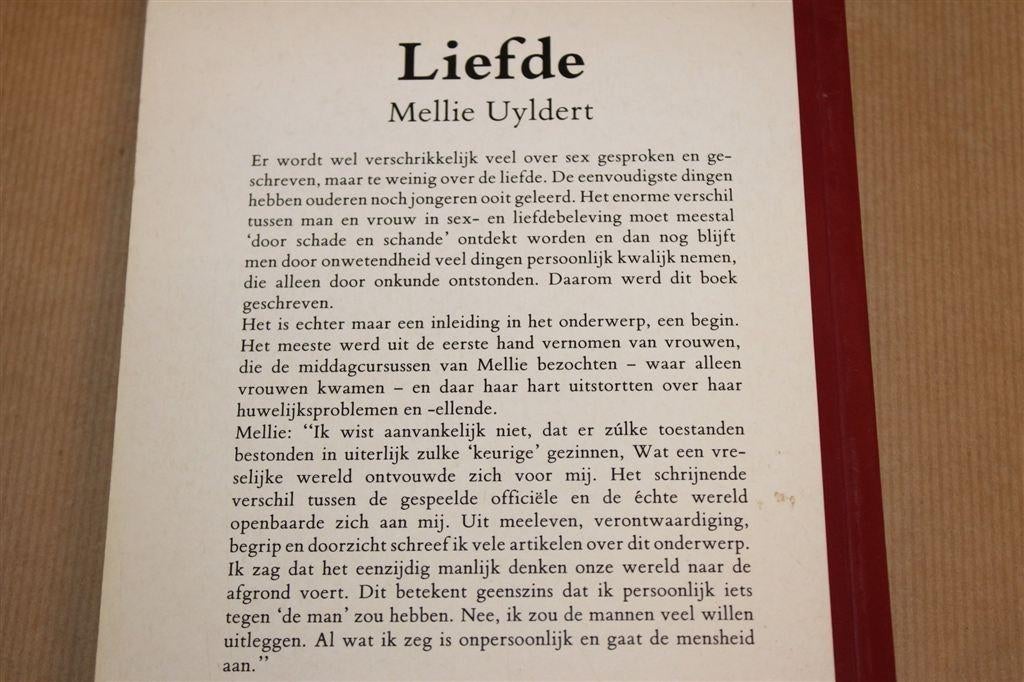 Liefde — Seks & Vrouwkracht, Mellie Uyldert 1991, Ophalen of Verzenden, Gelezen, Overige onderwerpen, Achtergrond en Informatie