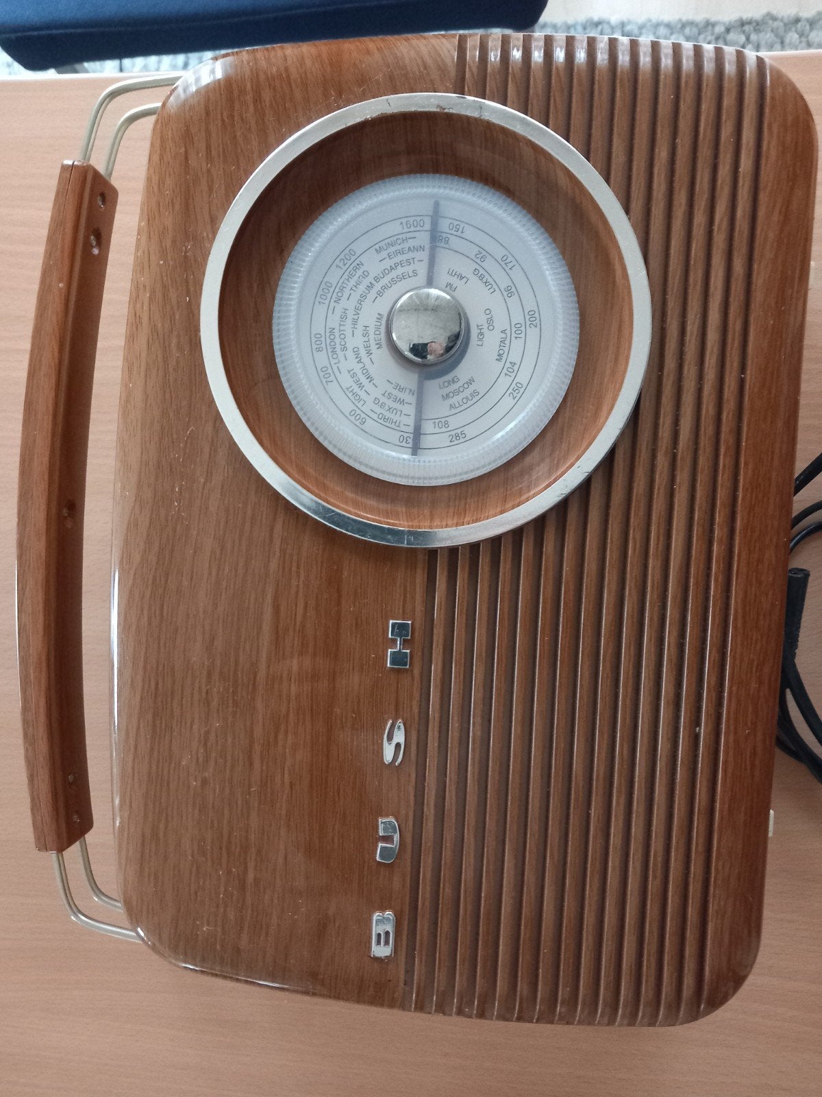 Bush Transisterradio Retro Radio FM/MW/LW Vintage, Audio, Tv en Foto, Ophalen of Verzenden