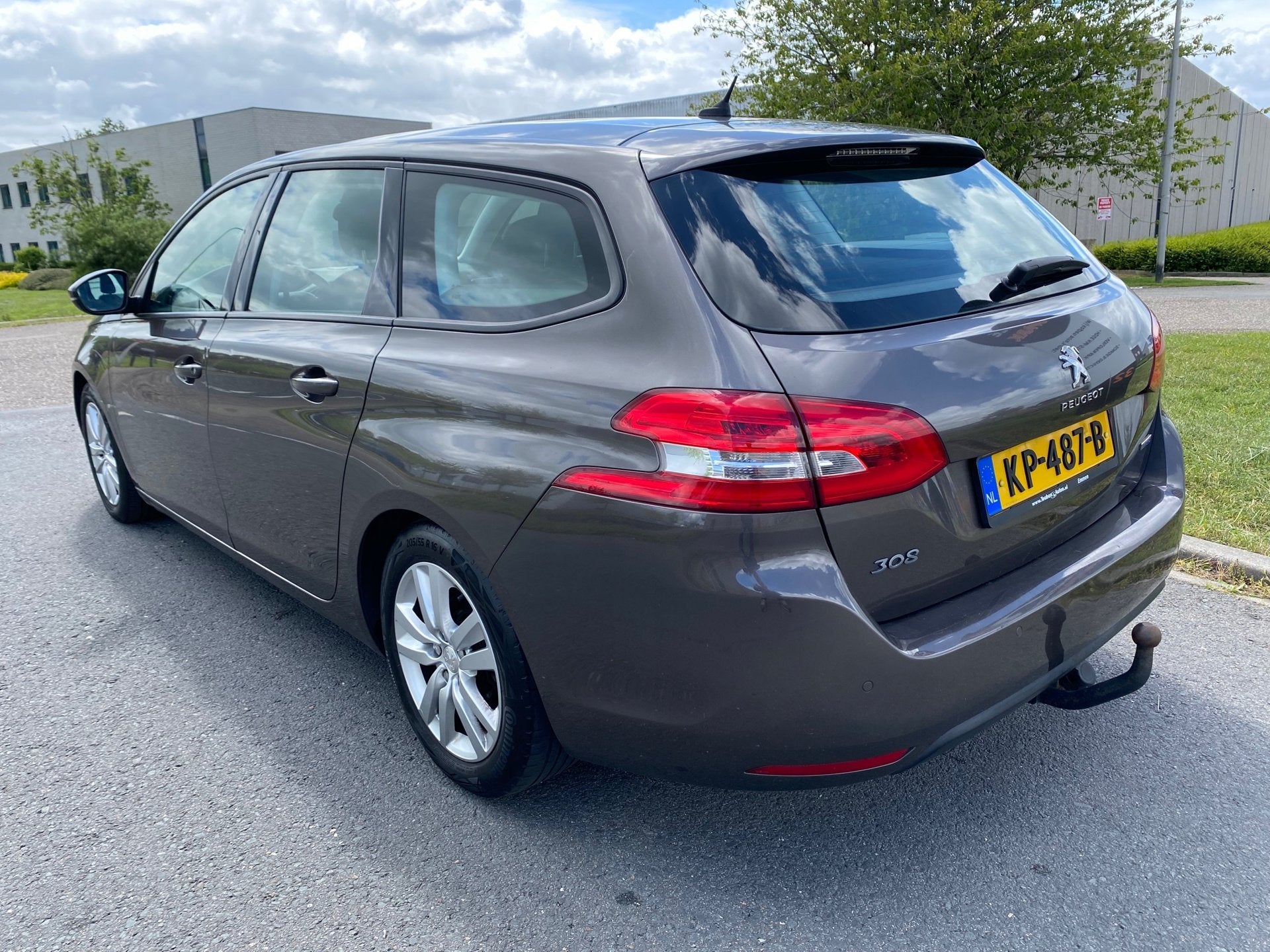 Peugeot 308 SW 2015 * 2.0 BlueHDI Allure * AIRCO * ELEC. RAM, Auto's, Voorwielaandrijving, 28 km/l, Gebruikt, Euro 6