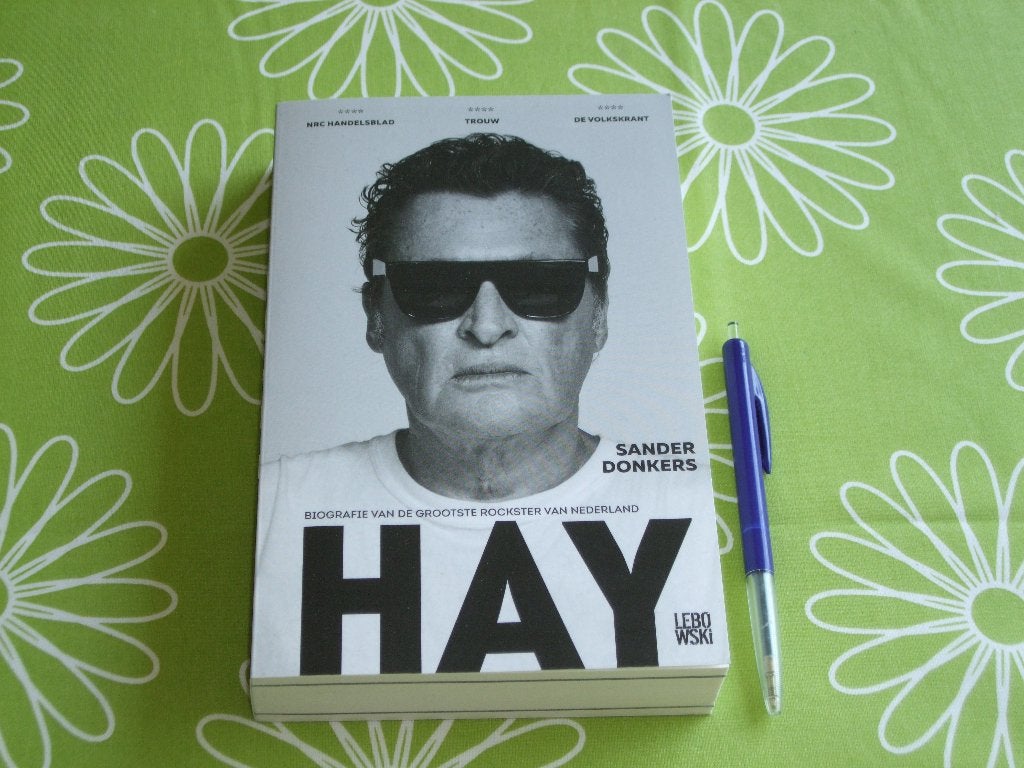 Hay - biografie van de grootste rockster van Nederland, Verzamelen, Ophalen of Verzenden, Zo goed als nieuw, Boek, Tijdschrift of Artikel