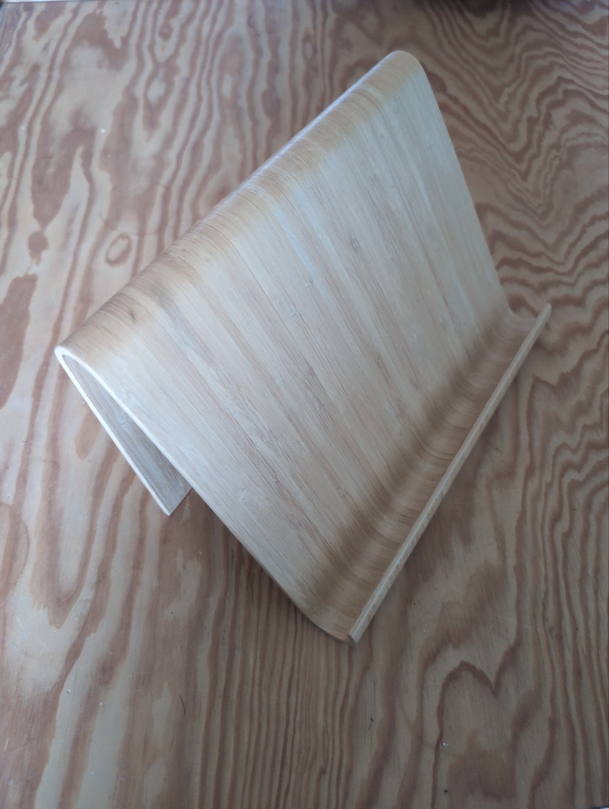 Houten standaard voor tablet of boek, Ophalen, Hout, Beige, Zo goed als nieuw