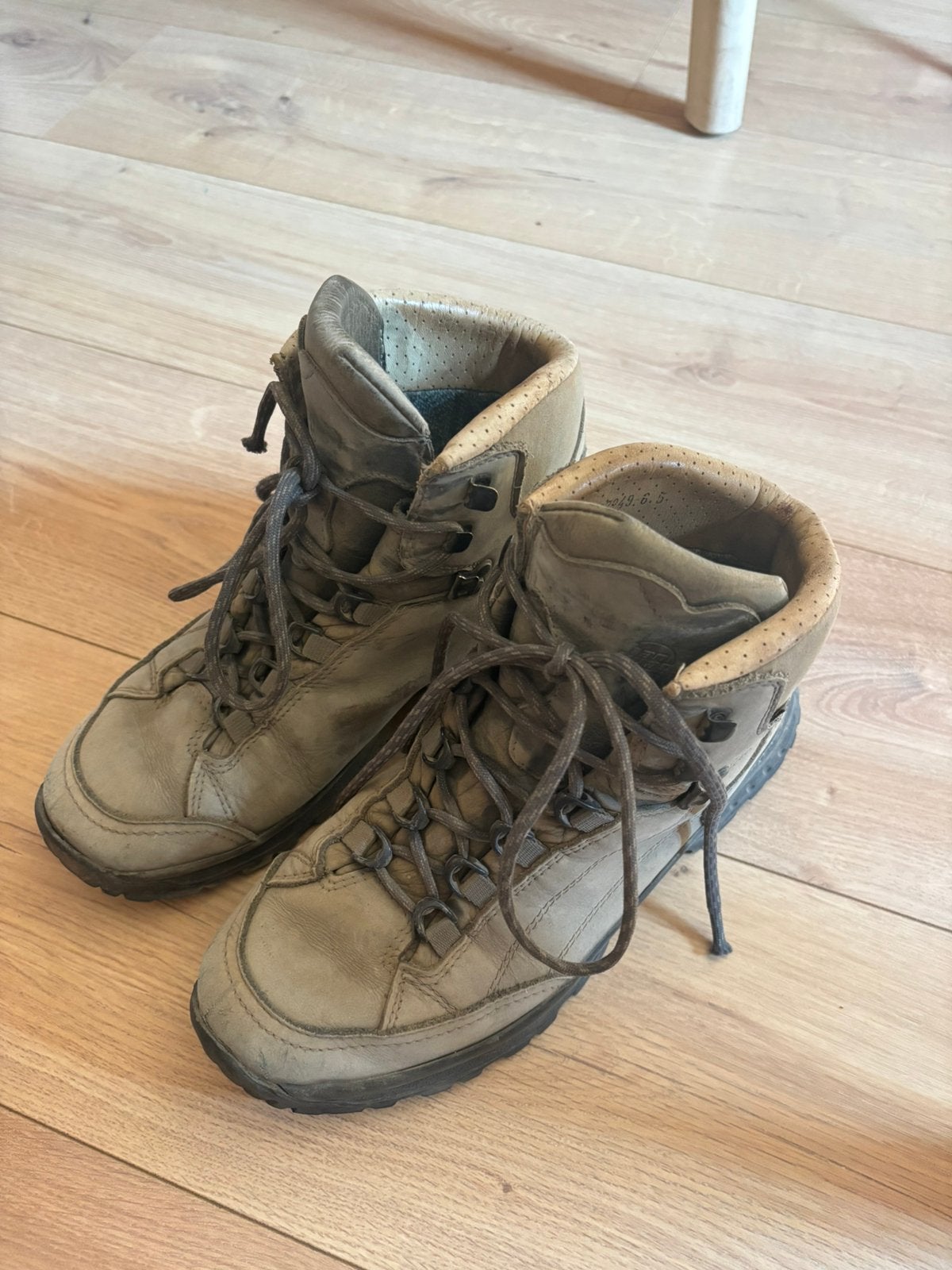 Han Wag wandelschoenen / bergschoenen maat 40 (valt ruim), Ophalen of Verzenden, Zo goed als nieuw, Schoenen