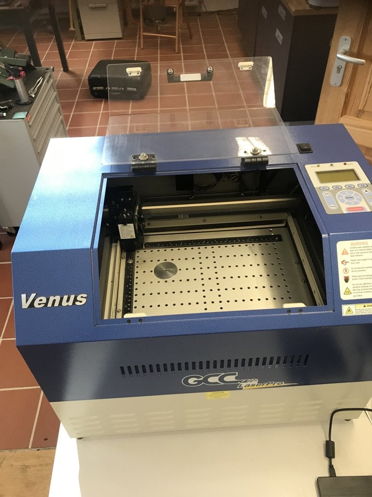GCC laser graveer machine, Ophalen, Overige soorten, Zo goed als nieuw, GCC