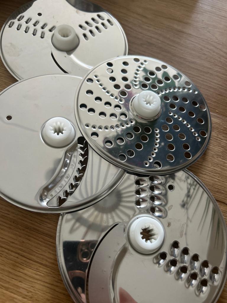4 snijschijven voor keukenmachine kenwood, Ophalen of Verzenden, Zo goed als nieuw