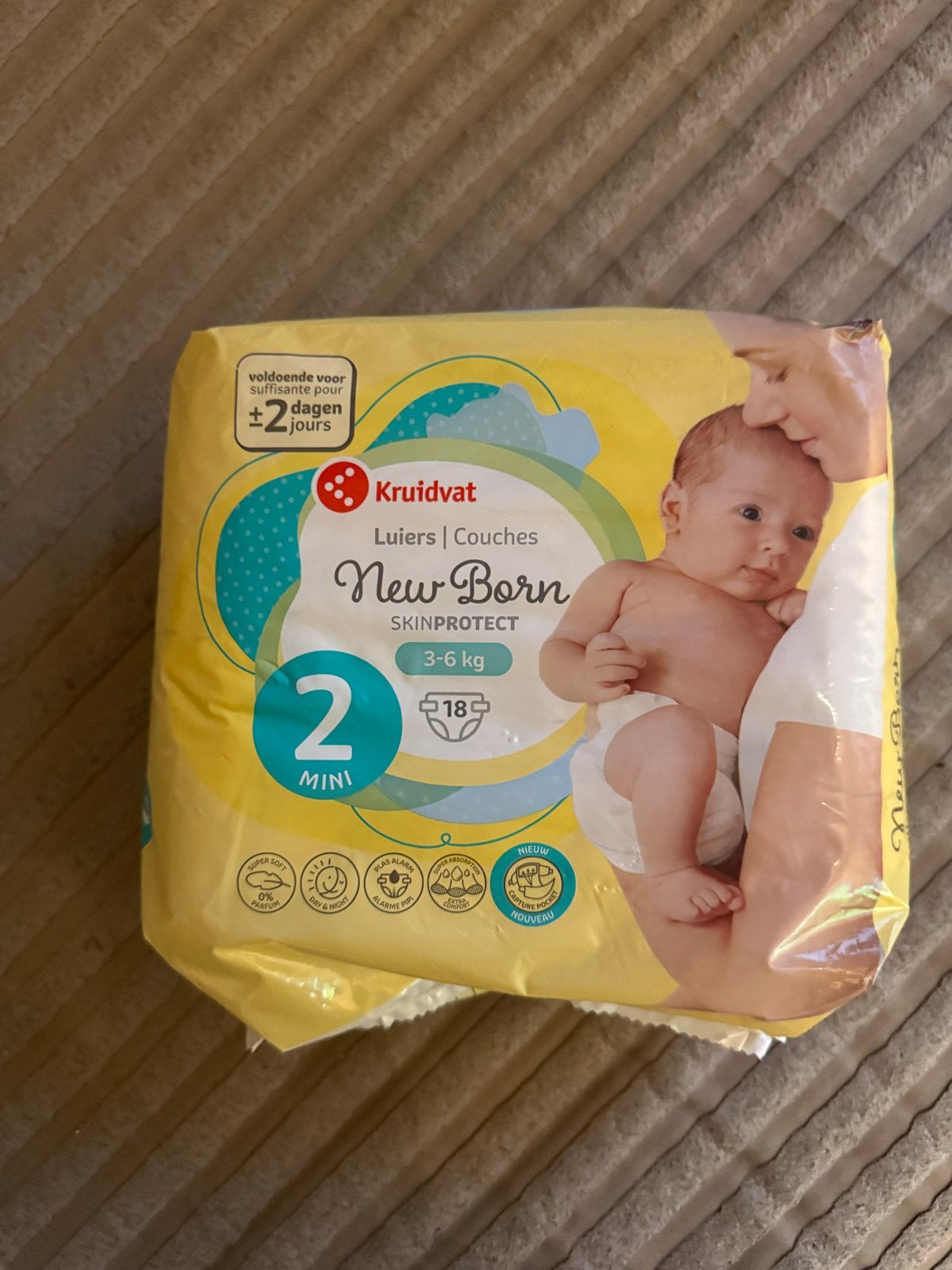 Kruidvat New Born Luiers Maat 2 Mini (3-6 kg) - 18 stuks, Ophalen of Verzenden, Nieuw
