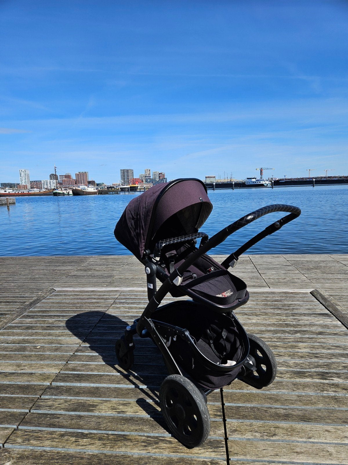 Joolz Geo2 combiwagen met reiswieg en zitje, Kinderen en Baby's, Kinderwagens en Combinaties, Ophalen, Overige merken, Verstelbare duwstang