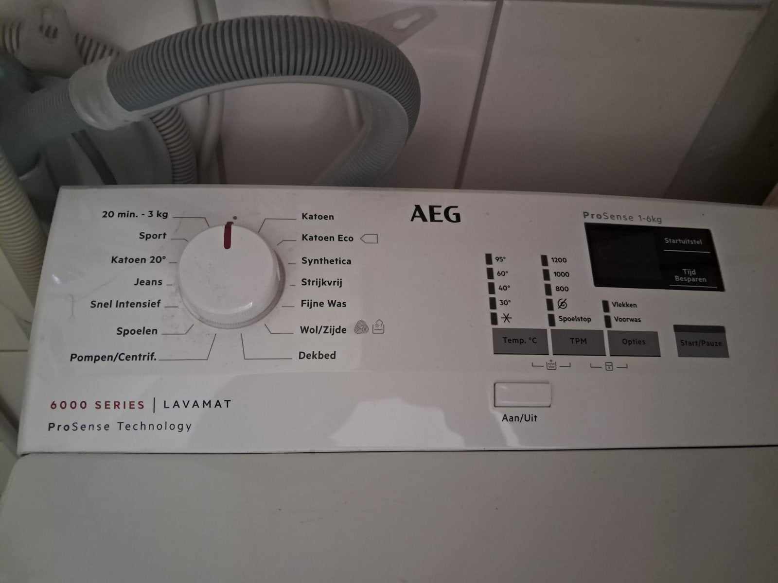 Gratis voor onderdelen - kapotte AEG bovenlader wasmachine, Ophalen, 85 tot 90 cm