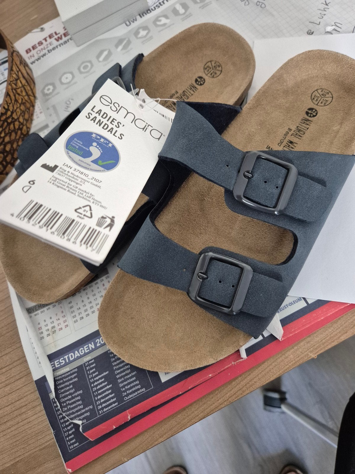 nieuwe slippers  maat  40, Slippers, Blauw, Nieuw, Ophalen of Verzenden