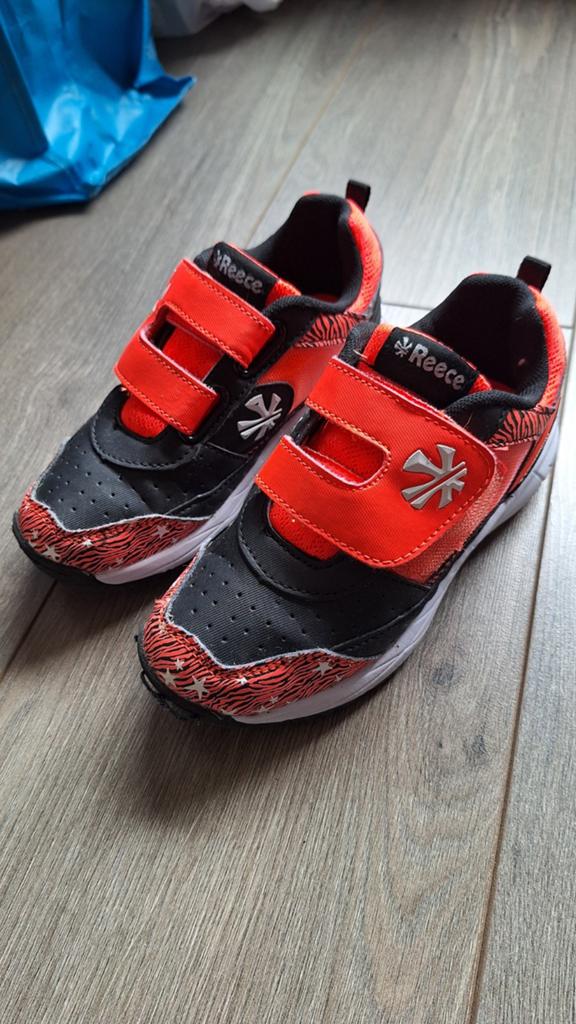 Reece hockeyschoenen maat 30 outdoor- Roze, Ophalen, Zo goed als nieuw, Schoenen