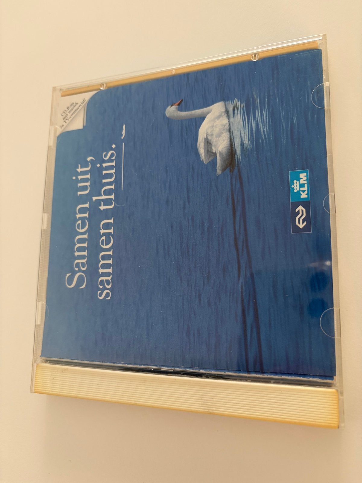 KLM CD "Samen uit, samen thuis" i.s.m. NS, Ophalen of Verzenden, Zo goed als nieuw, Inclusief boekje, Verzamelalbum