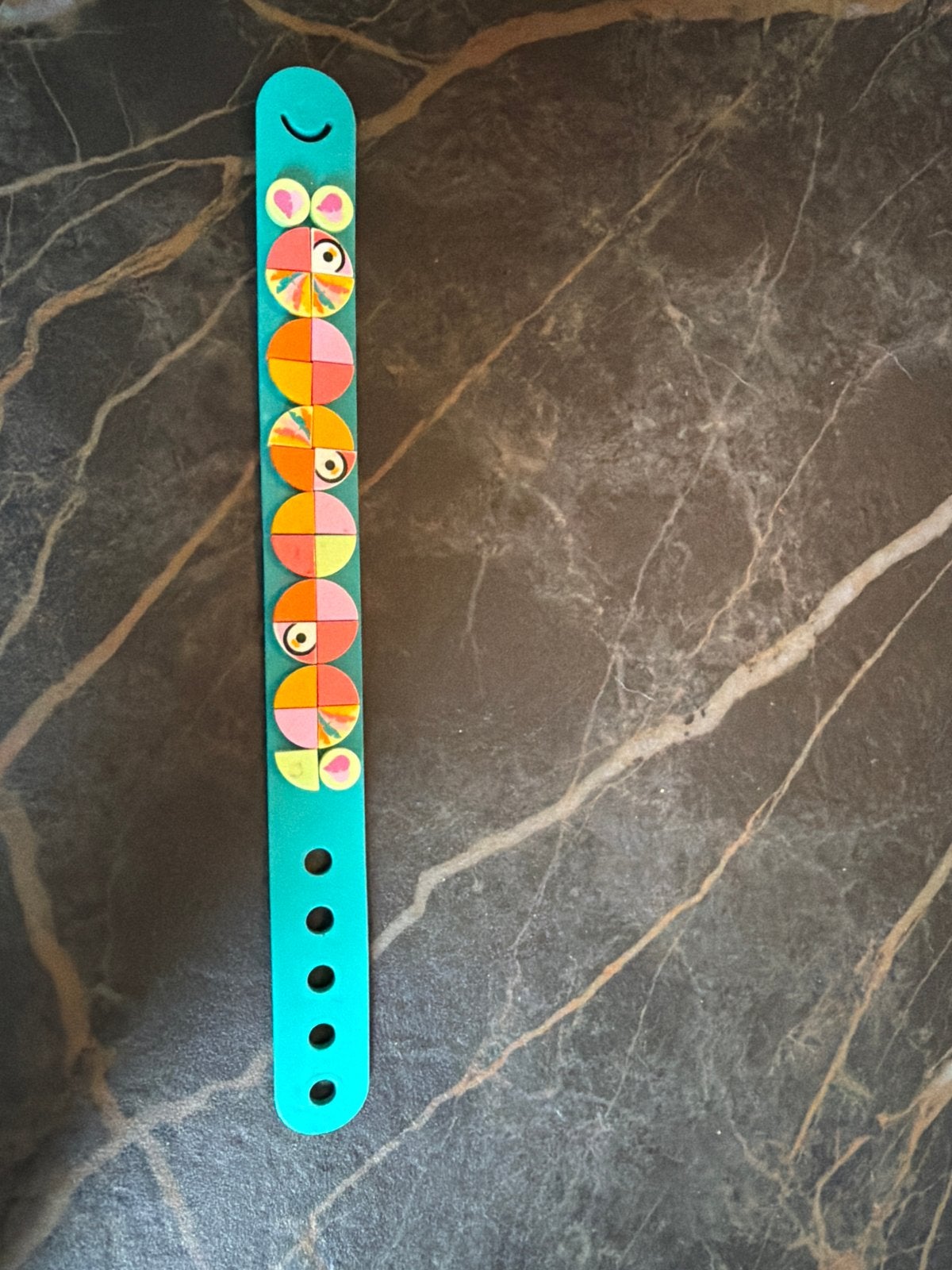 Lego Dots Armband met Kleurrijke Tegels, Ophalen of Verzenden, Zo goed als nieuw, Overige kleuren, Kunststof of Plastic