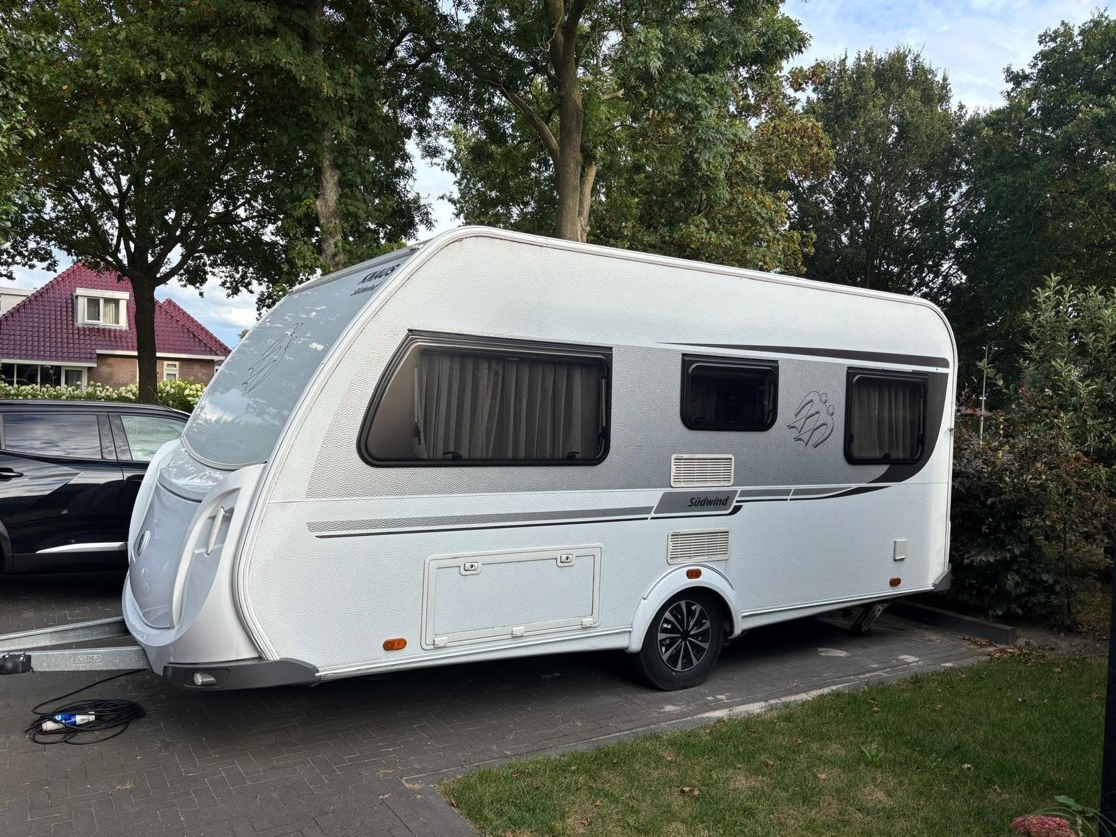 Knaus Sudwind 450 FU (2014) met volautomatische Truma mover, Caravans en Kamperen, Rondzit, Frans bed, Particulier, 5 tot 6 meter