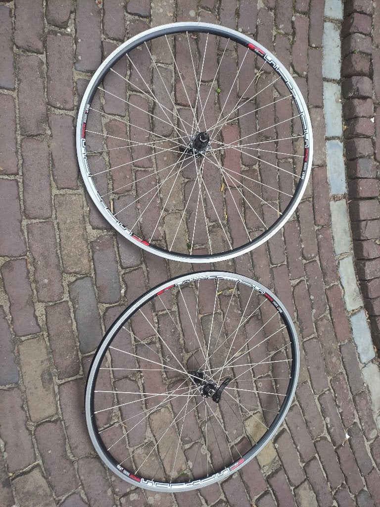 Velg racefiets, 28 inch, Gebruikt, Aluminium, Meer dan 20 versnellingen