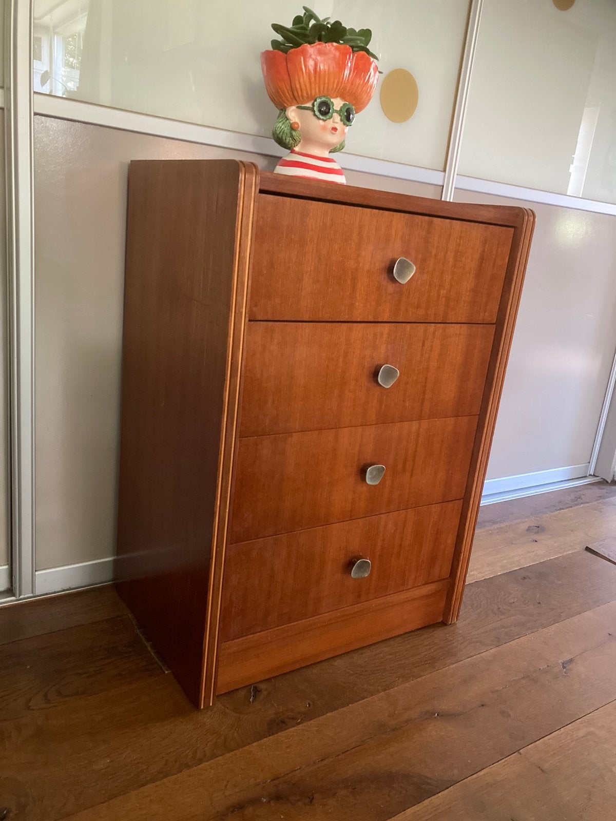 Foto 4 van 🌻 Vintage retro teak ladenkastje kast sideboard