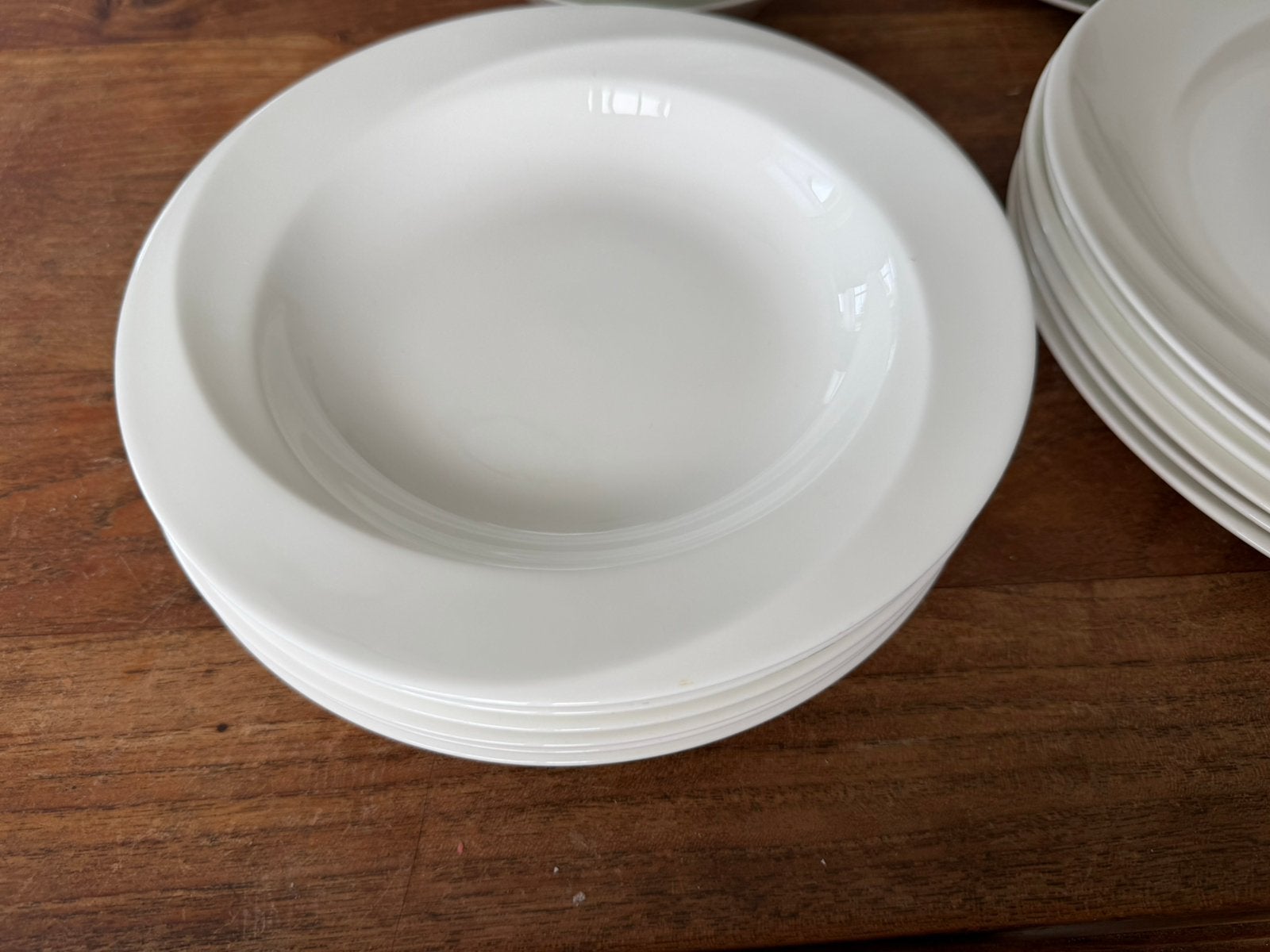Wedgwood solar 6 diepe borden 23cm, Ophalen of Verzenden, Zo goed als nieuw, Porselein, Bord(en)