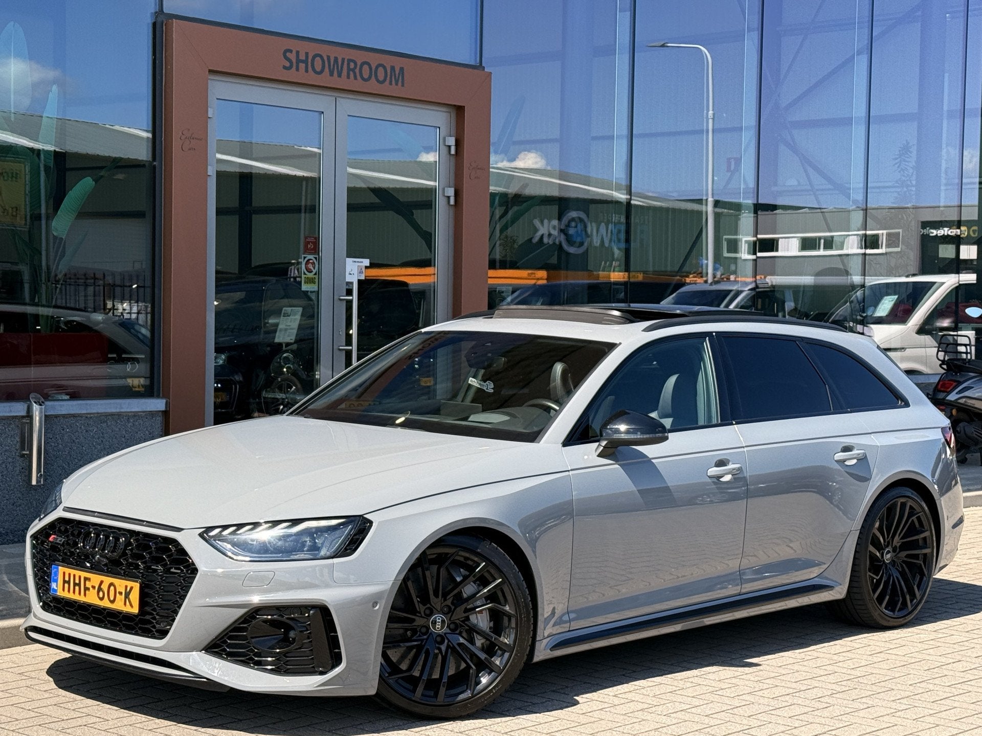 Audi A4 Avant 2.9 TFSI RS 4 quattro | B&O | 360 | Keramiek |, Automaat, Gebruikt, 451 pk, Vierwielaandrijving