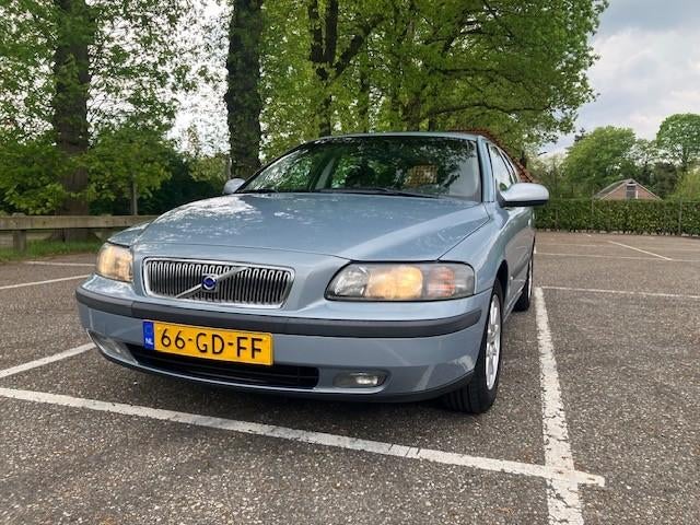 Volvo V70 2.4 140PK 2000 Grijs, Voorwielaandrijving, 1800 kg, Zwart, Stationwagon