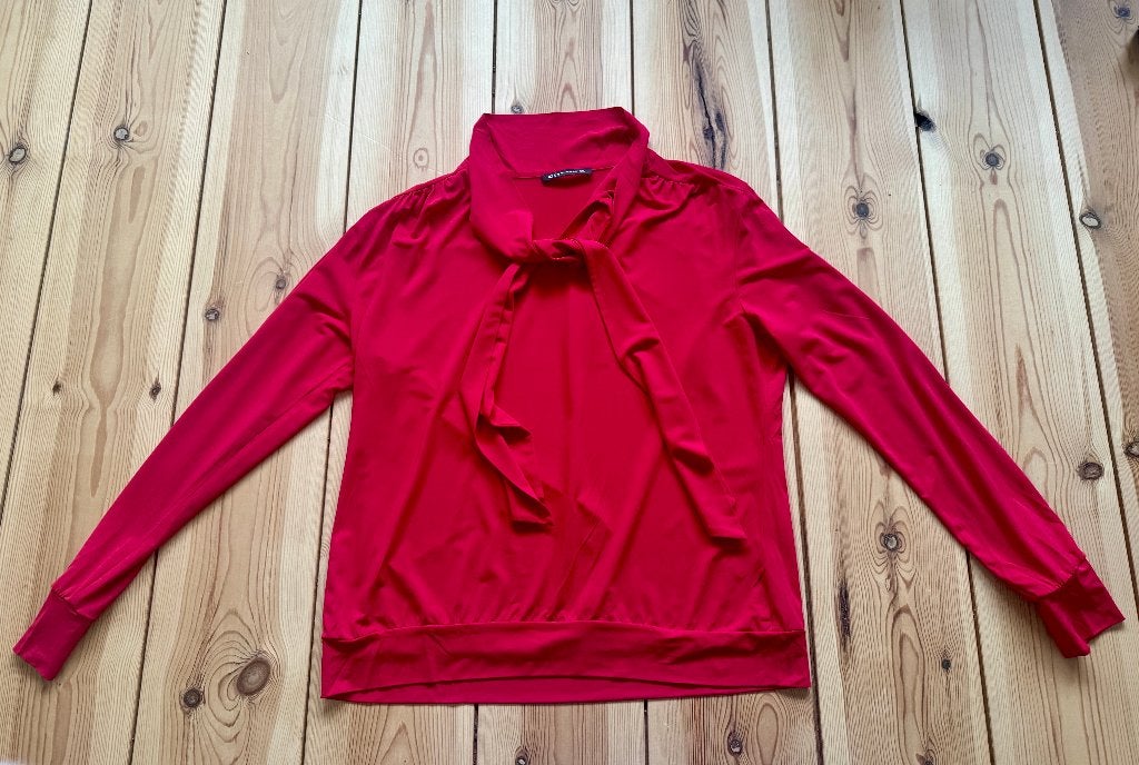 Blouse / Top Expresso - Rood met Strik - maat XXL, Expresso, Maat 46/48 (XL) of groter, Ophalen of Verzenden, Zo goed als nieuw