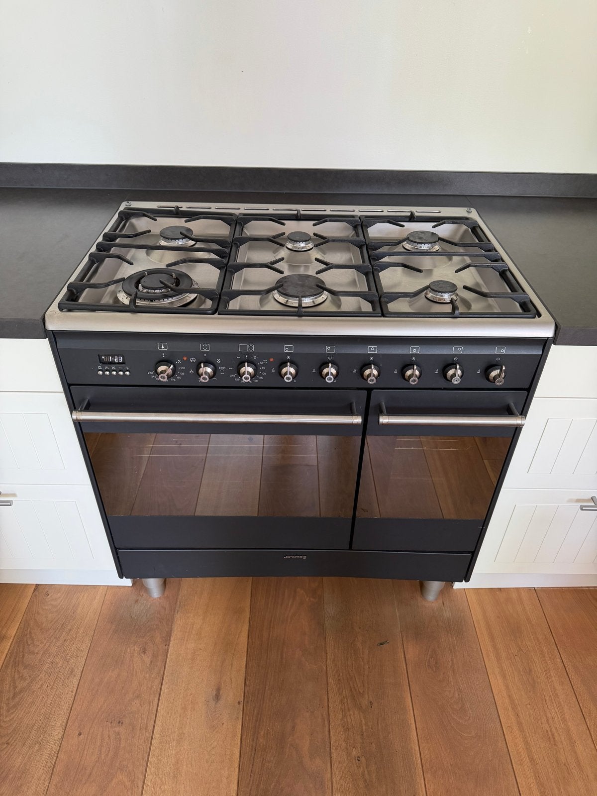 Smeg Fornuis 90 cm breed met 6 gaspitten en 2 ovens, Ophalen, Gebruikt, 60 cm of meer, Gas