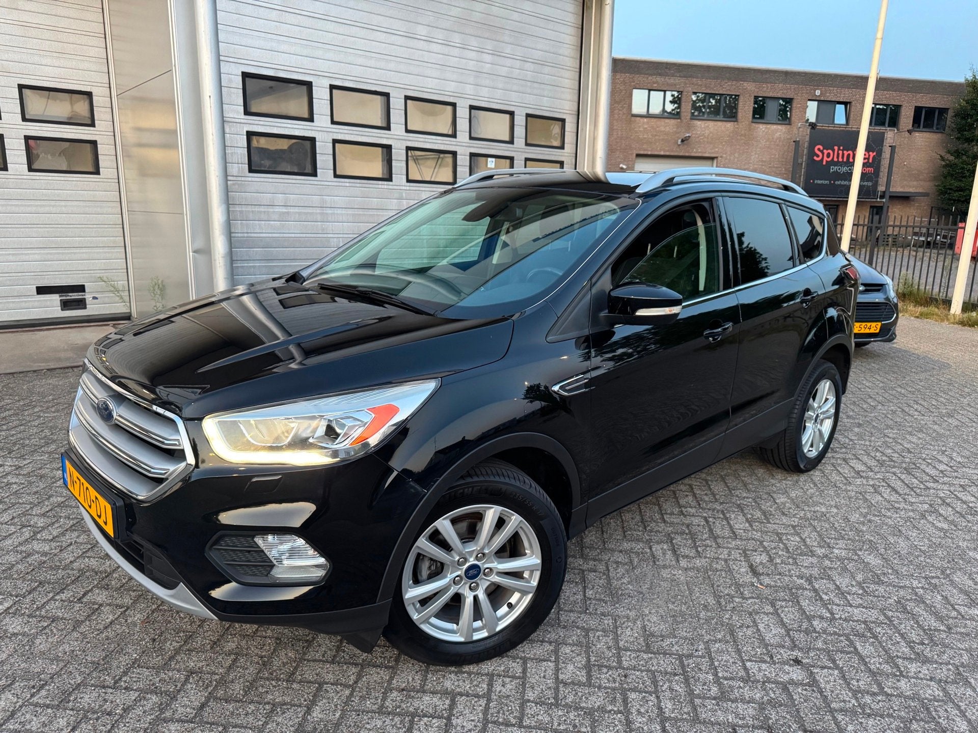 Ford Kuga 1.5 Titanium Airco, Navigatie,Trekhaak, Auto's, Parkeersensor, Euro 6, 4 cilinders, Leder en Stof