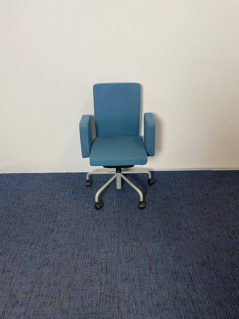 3 x Bulo Pub & club vergaderstoelen / bureaustoelen, Ophalen, Gebruikt, Drie, Blauw