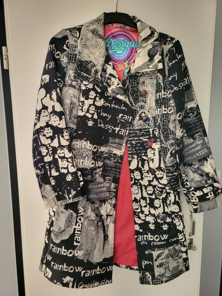 Desigual Jas met opvallende print en roze voering, Zwart, Zo goed als nieuw, Desigual, Ophalen