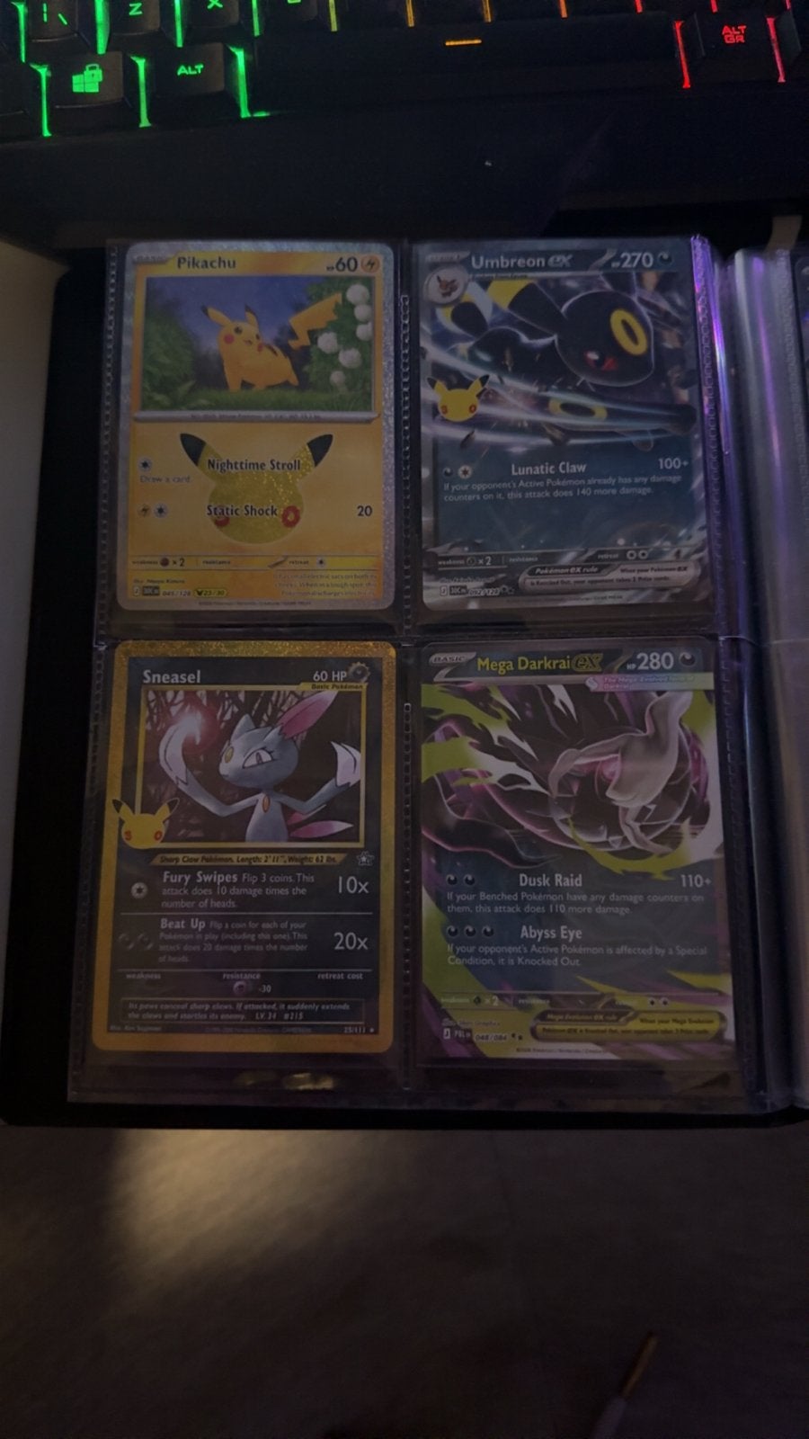 Foto 18 van Pokémon Celebrations Collectie - Charizard, Gengar, Moltres