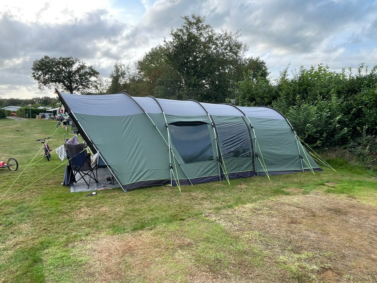 Heerlijke Outwell bear lake 6E 6 persoons tent, Ophalen, Zo goed als nieuw, Tot en met 6